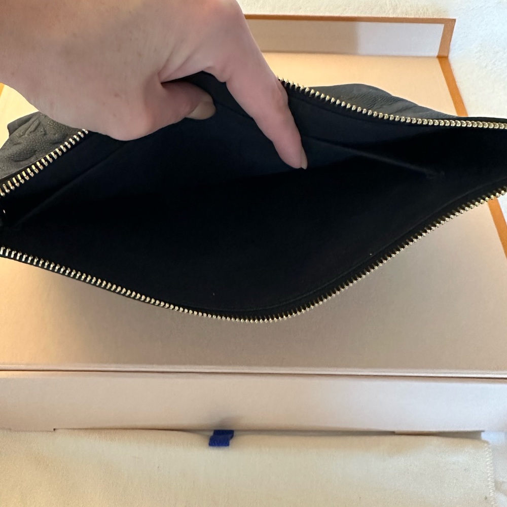 Authentic Louis Vuitton Black Clutch - Picture 5 of 11